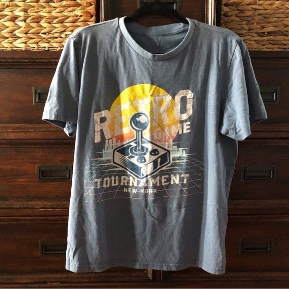 Retro video game blue short sleeve graphic tee in size L - Picture 1 of 8